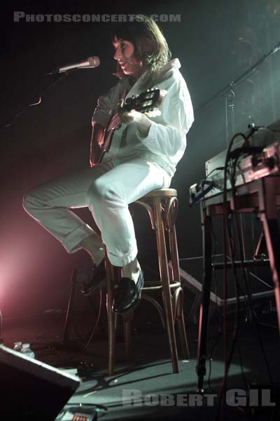 ALDOUS HARDING - 2017-11-13 - PARIS - Point Ephemere - Hannah Sian Topp